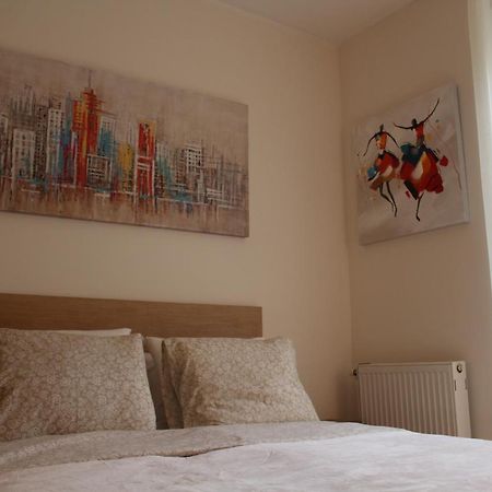 Downtown Apartment Novi Sad Buitenkant foto