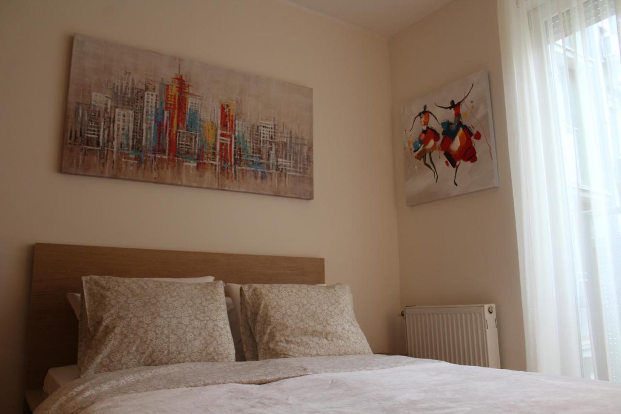 Downtown Apartment Novi Sad Buitenkant foto